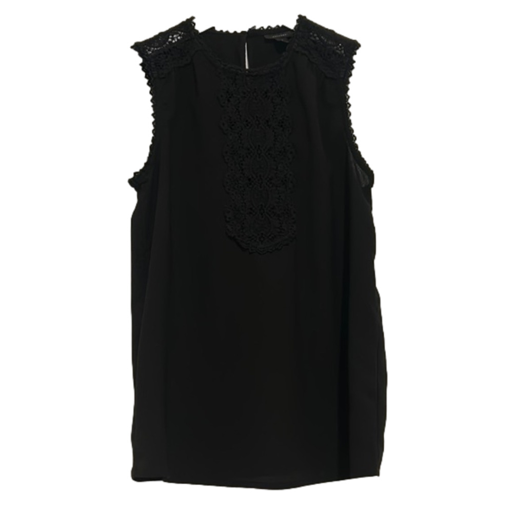 HALOGEN Black Lace Yoke Sleeveless Blouse, Small